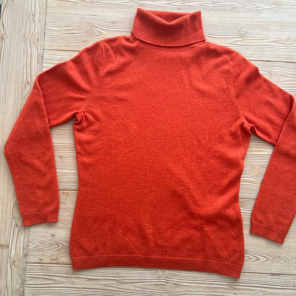 Pure Collection 100% Cashmere Turtleneck – Persimmon, Size US 6 (UK 12 / EU 38) - Picture 5 of 7